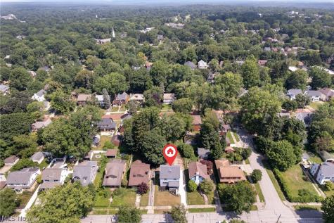 1061 Emma Avenue Akron OH 44302