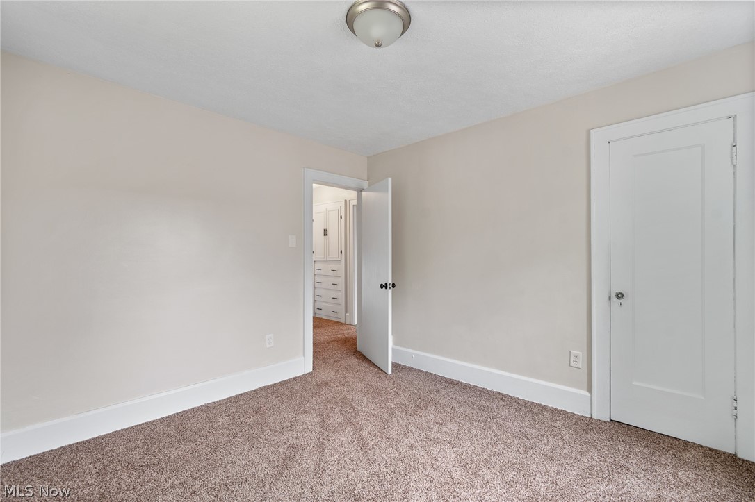 1061 Emma Avenue Akron OH 44302