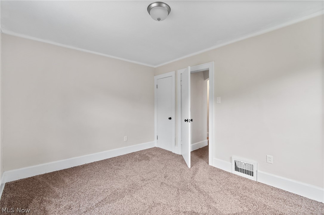 1061 Emma Avenue Akron OH 44302