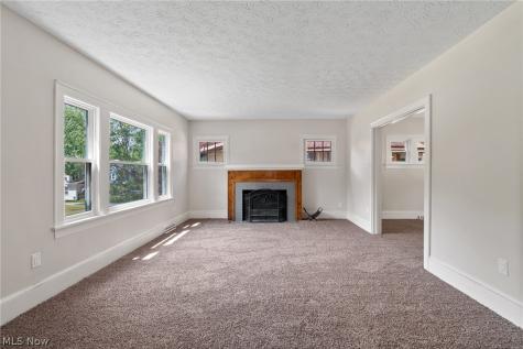 1061 Emma Avenue Akron OH 44302