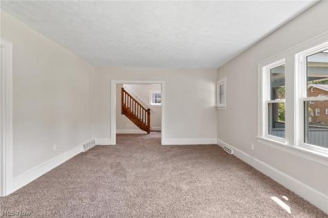 1061 Emma Avenue Akron OH 44302