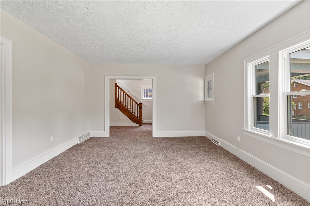 1061 Emma Avenue Akron OH 44302