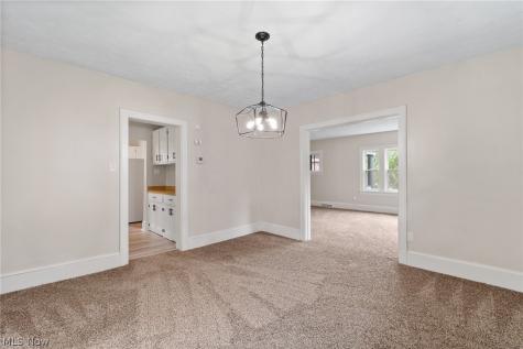 1061 Emma Avenue Akron OH 44302