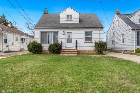 1206 Lander Road Mayfield Heights OH 44124