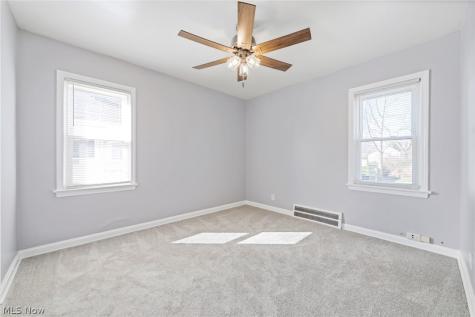 1206 Lander Road Mayfield Heights OH 44124