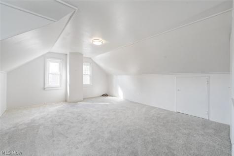 1206 Lander Road Mayfield Heights OH 44124