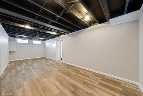 1206 Lander Road Mayfield Heights OH 44124