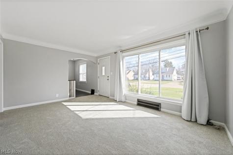 1206 Lander Road Mayfield Heights OH 44124