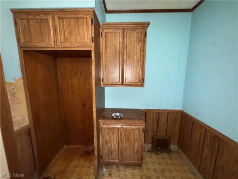57 Leighton Avenue Youngstown OH 44512