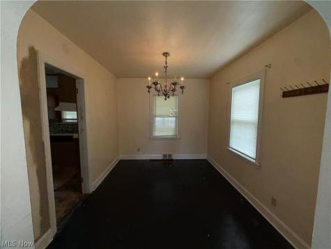 57 Leighton Avenue Youngstown OH 44512