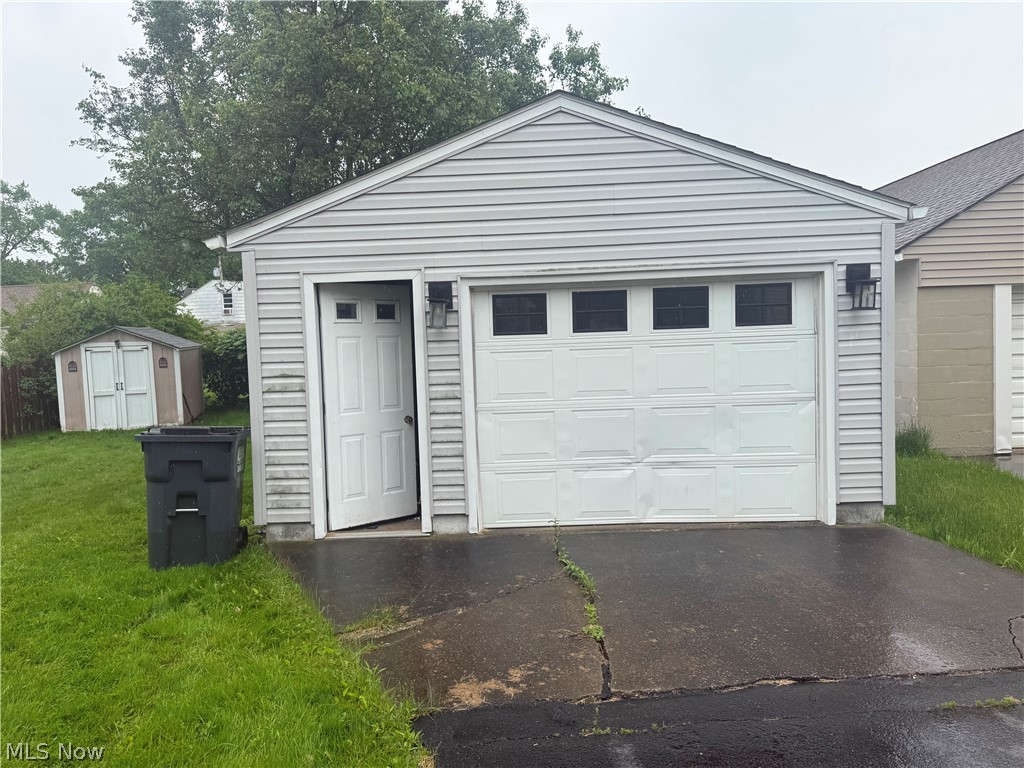 57 Leighton Avenue Youngstown OH 44512