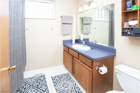 2611 Canvasback Circle Akron OH 44319