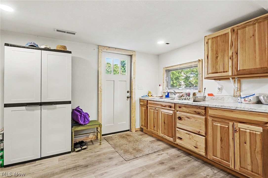 57 W 1st Street Frazeysburg OH 43822