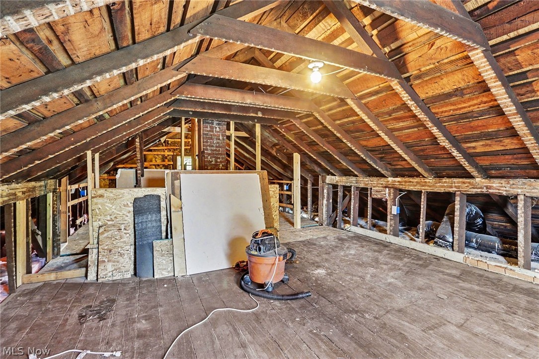 57 W 1st Street Frazeysburg OH 43822