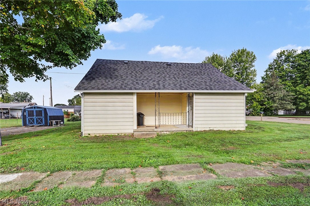 57 W 1st Street Frazeysburg OH 43822