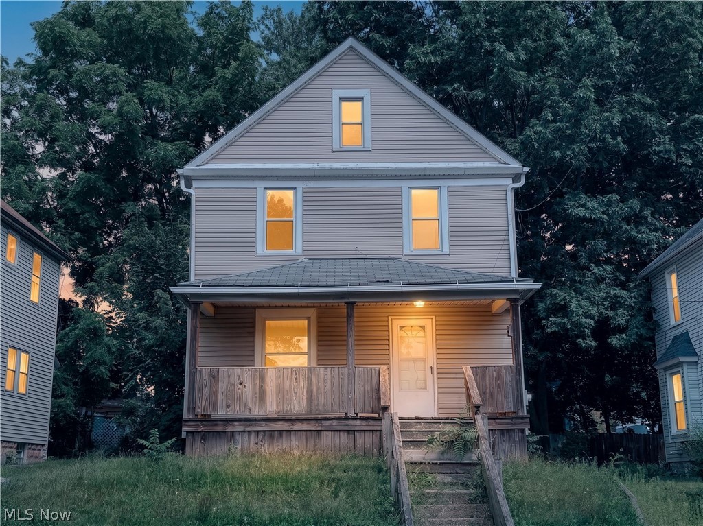 513 Rentschler Street Akron OH 44304