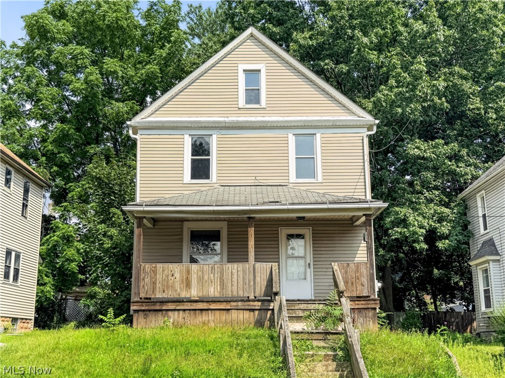 513 Rentschler Street Akron OH 44304