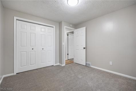 1333 Clarence Street NW Uniontown OH 44685