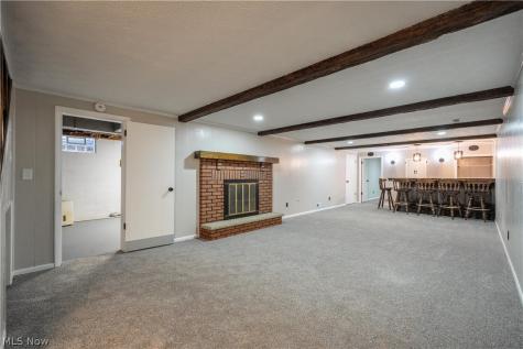 1333 Clarence Street NW Uniontown OH 44685