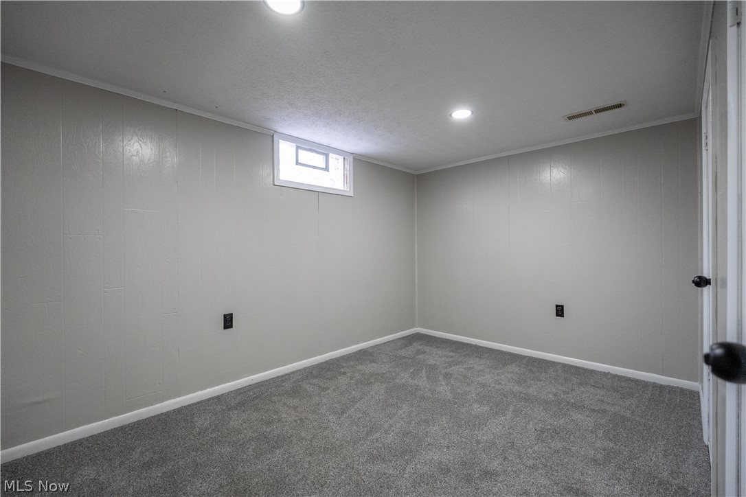 1333 Clarence Street NW Uniontown OH 44685