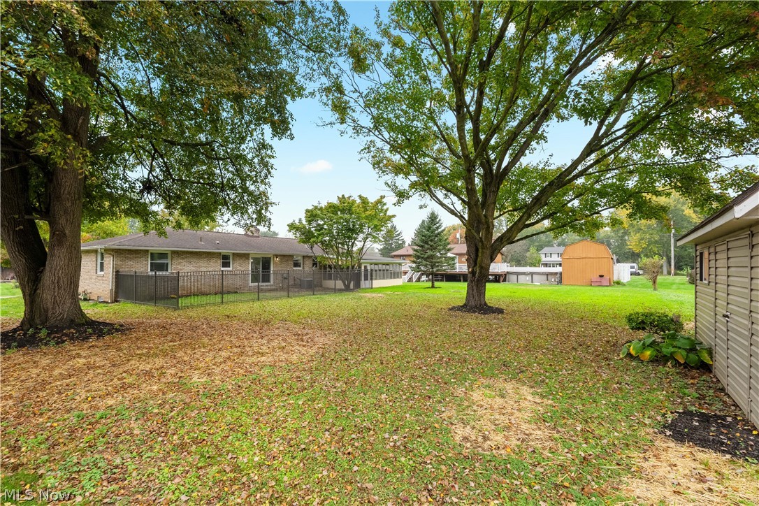 1333 Clarence Street NW Uniontown OH 44685
