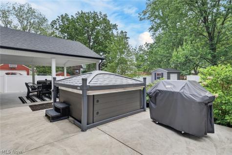 25643 Rustic Lane Westlake OH 44145