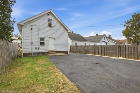 11308 Dale Avenue Cleveland OH 44111