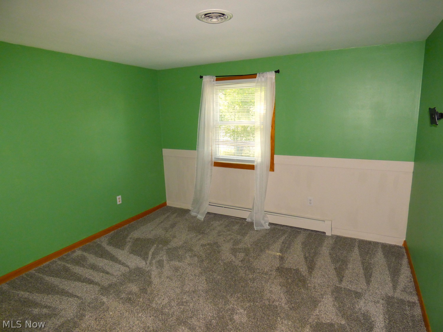 8524 Sleepy Hollow Drive NE Howland OH 44484