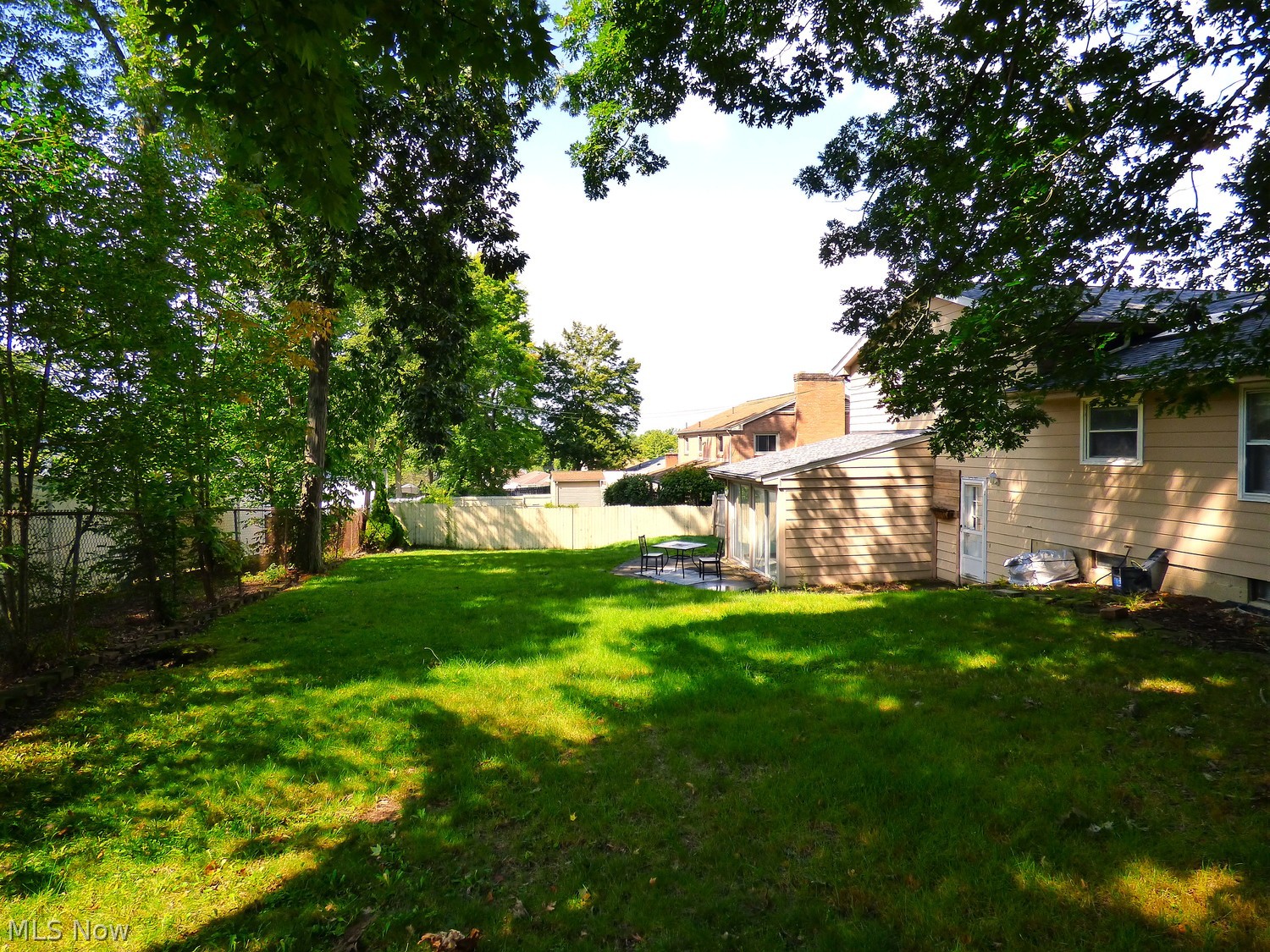 8524 Sleepy Hollow Drive NE Howland OH 44484