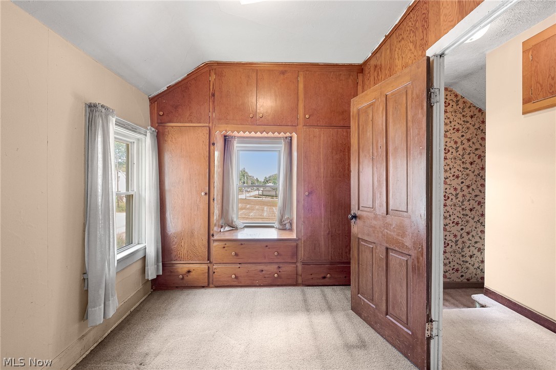 114 W Oak Street West Salem OH 44287
