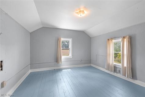 114 W Oak Street West Salem OH 44287