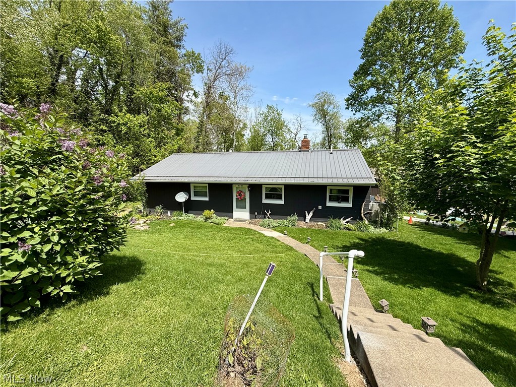 3201 Parkland Drive SW Carrollton OH 44615