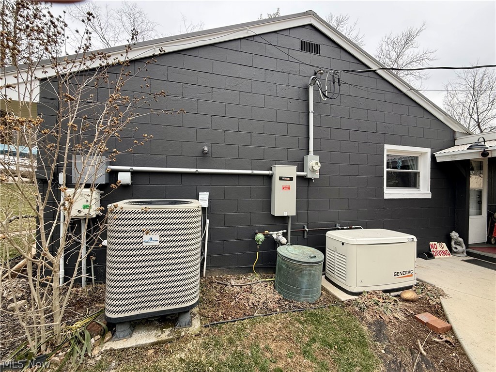3201 Parkland Drive SW Carrollton OH 44615