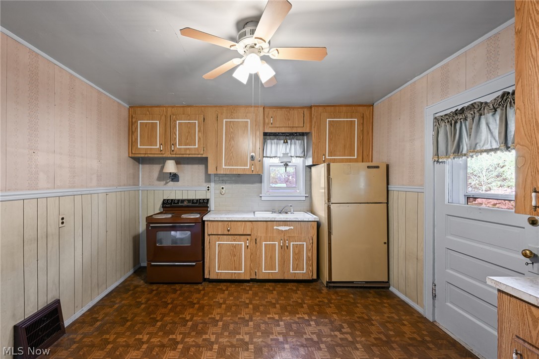5241 Crestlawn Drive SE East Canton OH 44730