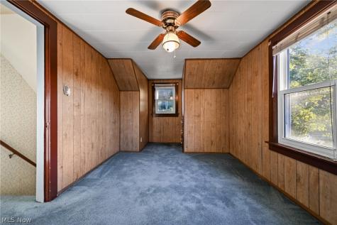 5241 Crestlawn Drive SE East Canton OH 44730