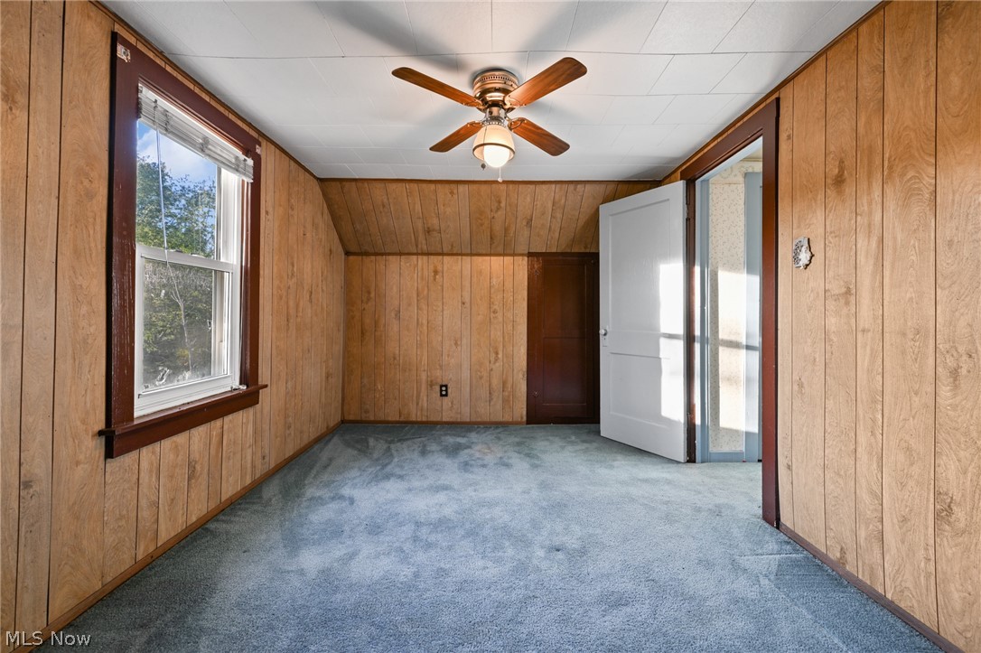 5241 Crestlawn Drive SE East Canton OH 44730