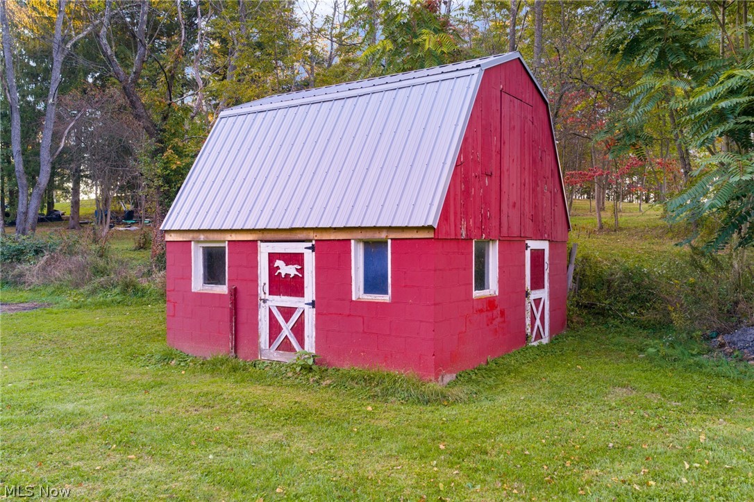 5241 Crestlawn Drive SE East Canton OH 44730