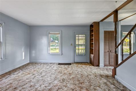 5241 Crestlawn Drive SE East Canton OH 44730