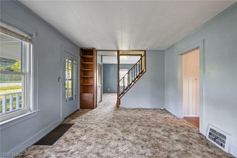 5241 Crestlawn Drive SE East Canton OH 44730