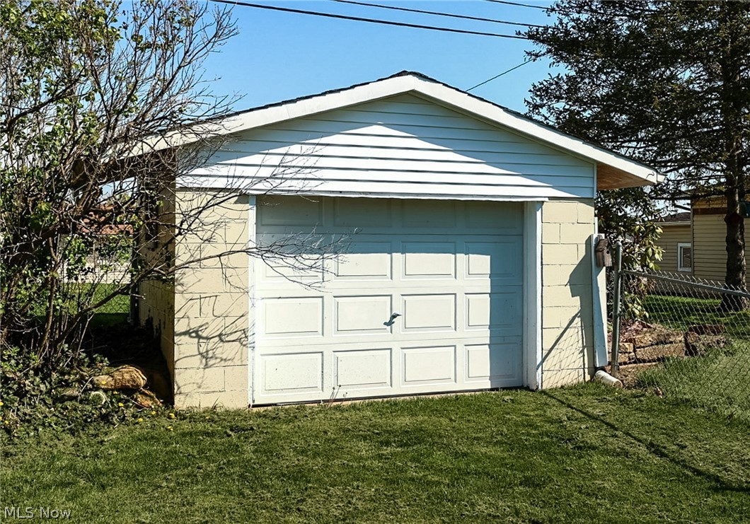 335 Walker Drive Zanesville OH 43701