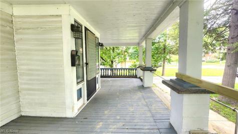 1444 Dill Road South Euclid OH 44121