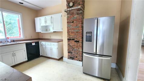 1444 Dill Road South Euclid OH 44121