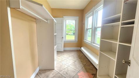 1444 Dill Road South Euclid OH 44121