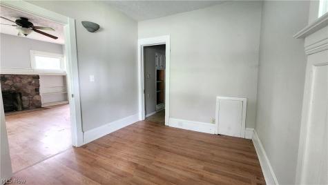 1444 Dill Road South Euclid OH 44121