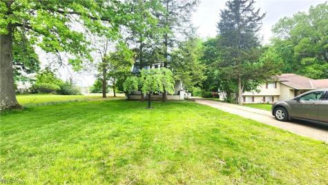 1444 Dill Road South Euclid OH 44121