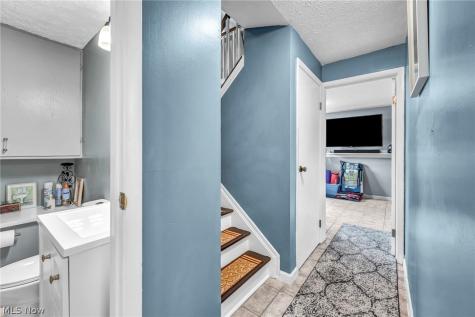 4885 Lynncrest Street SW Canton OH 44706