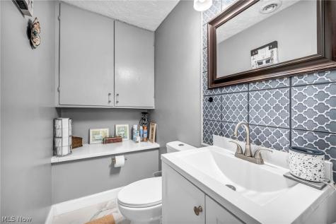 4885 Lynncrest Street SW Canton OH 44706