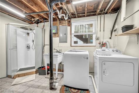 4885 Lynncrest Street SW Canton OH 44706