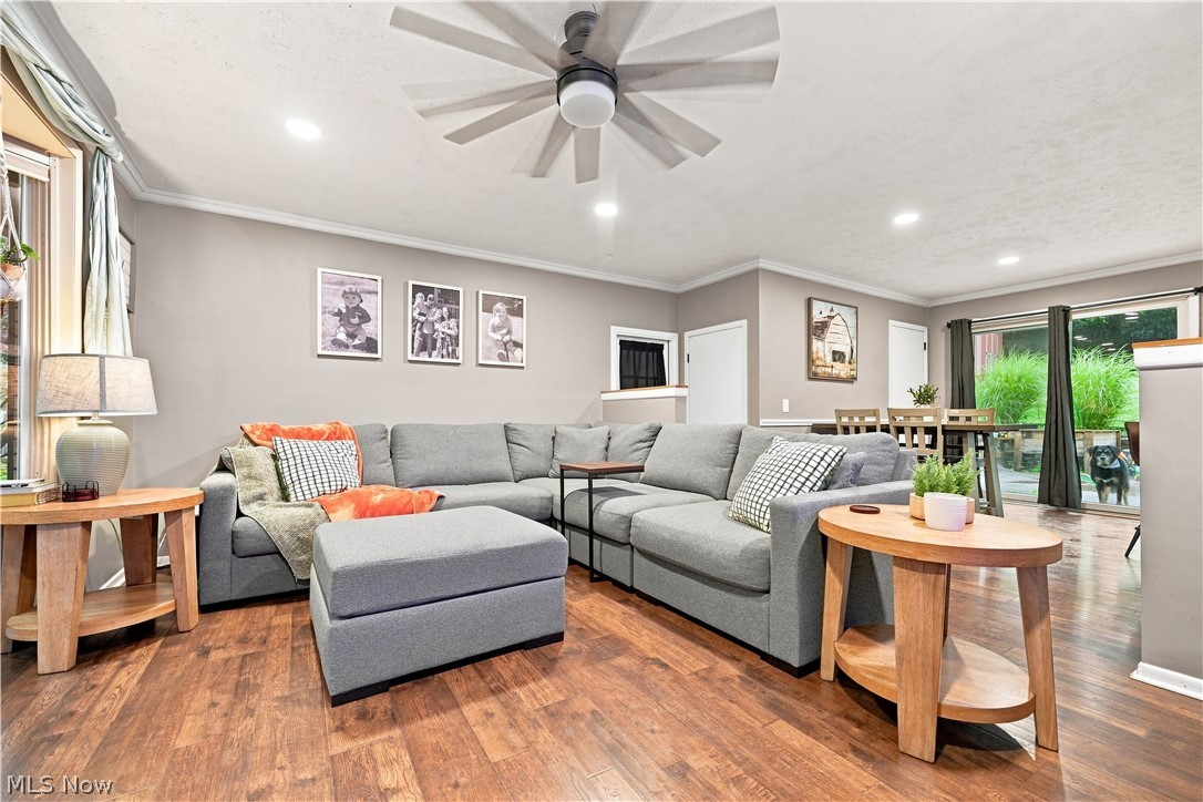 401 Springbrook Drive SW New Philadelphia OH 44663