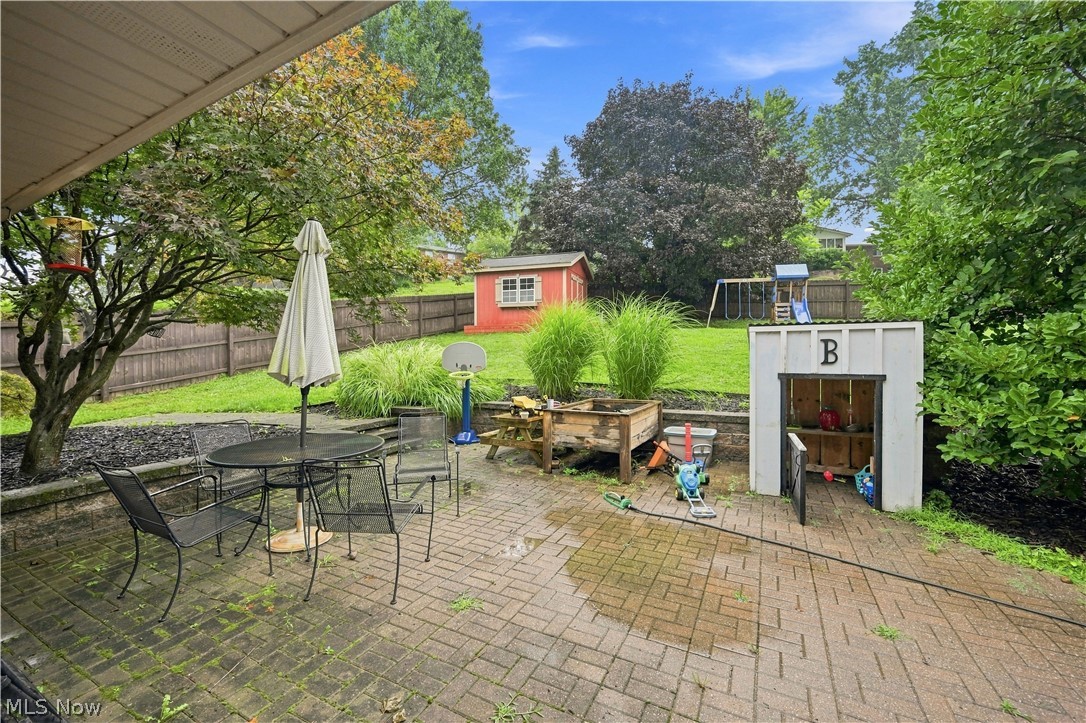 401 Springbrook Drive SW New Philadelphia OH 44663